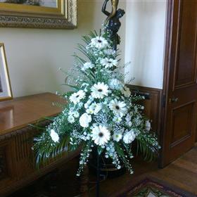 fwthumb33 pedestall arrangement 124.95.jpg